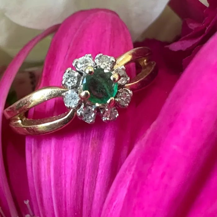 Rings ONeills Estate Jewelry Emerald and Diamond Ring 20002380
