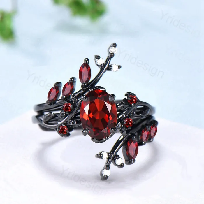 PENFINE Rings Nature inspired oval garnet engagement ring set black gold unique leaf gothic wedding ring set knight twig vine January birthstone jewelry PENFINE Rings Nature inspired oval garnet engagement ring set black gold unique leaf gothic wedding ring set knight twig vine January birthstone jewelry