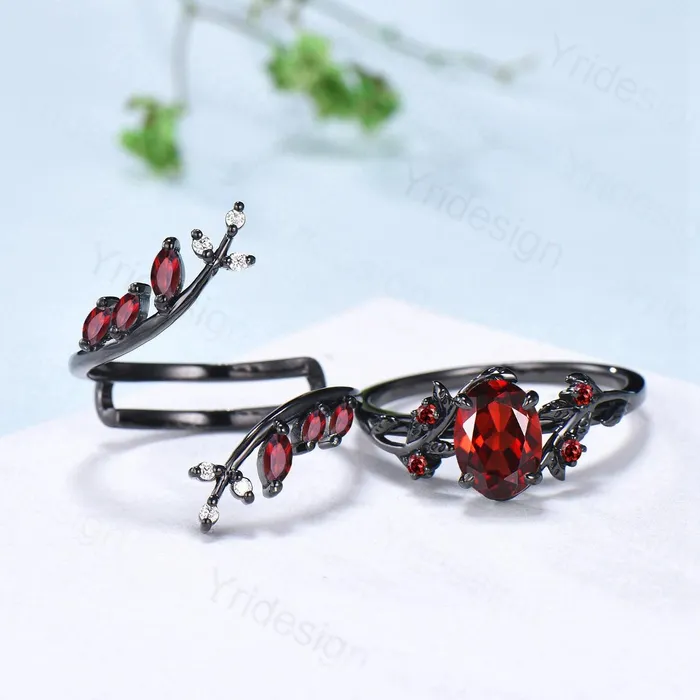 PENFINE Rings Nature inspired oval garnet engagement ring set black gold unique leaf gothic wedding ring set knight twig vine January birthstone jewelry PENFINE Rings Nature inspired oval garnet engagement ring set black gold unique leaf gothic wedding ring set knight twig vine January birthstone jewelry