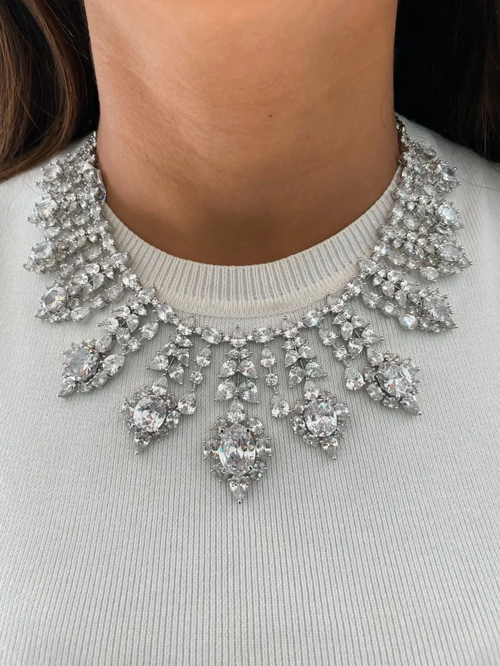 Veraval Dimonte Floral Necklace Set PRERTO ECOMMERCE PRIVATE LIMITED Necklaces Veraval Dimonte Floral Necklace Set PRERTO ECOMMERCE PRIVATE LIMITED Necklaces