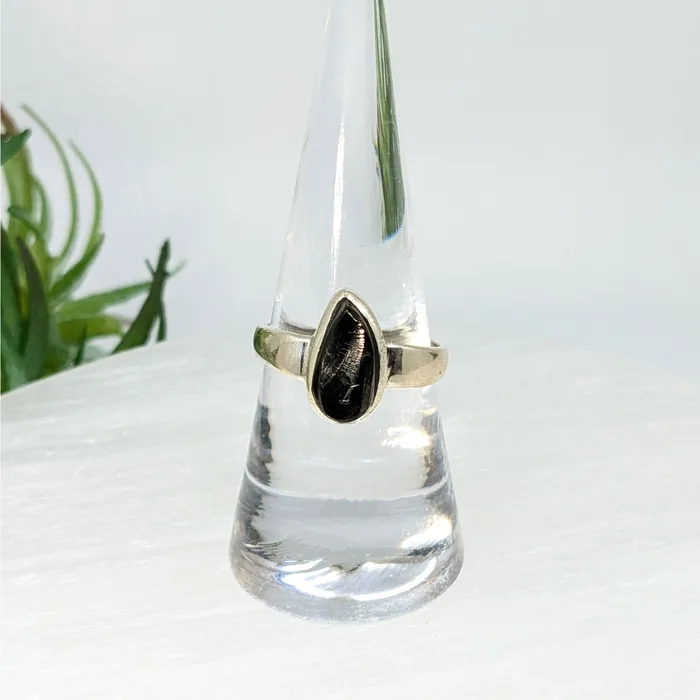 Shungite Sz 8 SS Ring LV6254 Bliss Crystals Rings