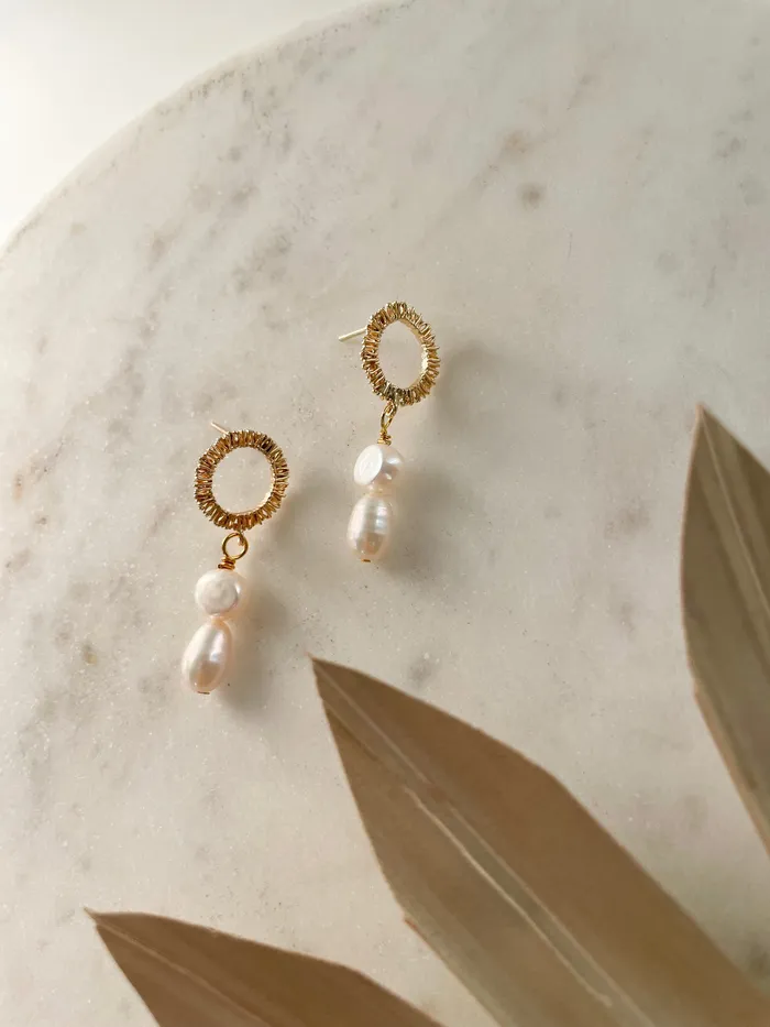 The Minne Design Co Earrings Pearl Drops The Minne Design Co Earrings Pearl Drops