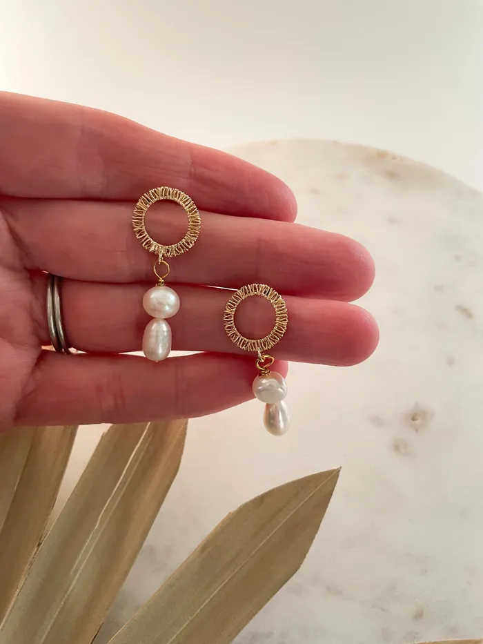 The Minne Design Co Earrings Pearl Drops The Minne Design Co Earrings Pearl Drops