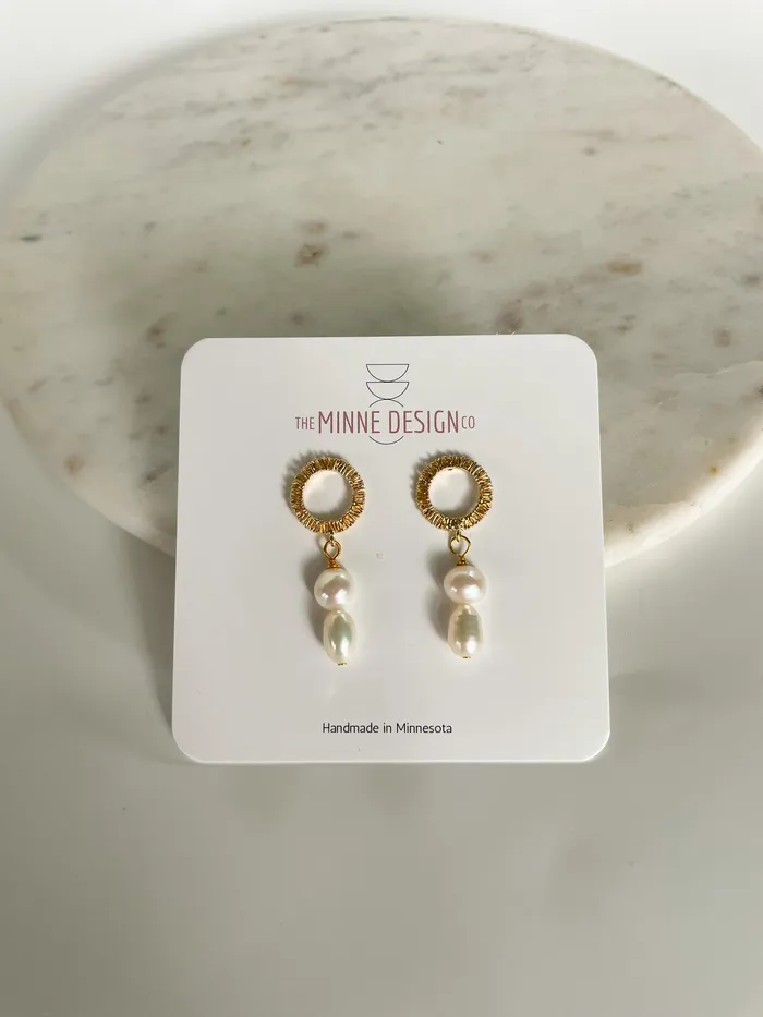 The Minne Design Co Earrings Pearl Drops The Minne Design Co Earrings Pearl Drops