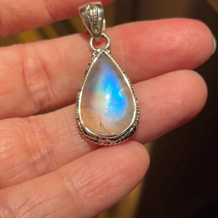 Vintage Paris Jewelry Moonstone Teardrop Pendant Sterling Silver Necklaces Vintage Paris Jewelry Moonstone Teardrop Pendant Sterling Silver Necklaces