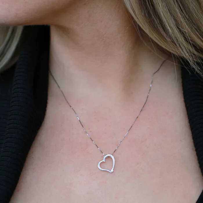 10kt White Gold Solitaire Canadian Diamond Heart Pendant I Am Canadian Necklaces 10kt White Gold Solitaire Canadian Diamond Heart Pendant I Am Canadian Necklaces