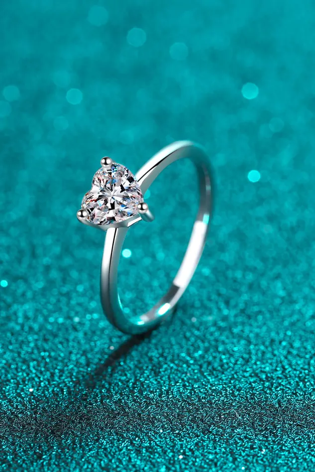 925 Sterling Silver HeartShaped Moissanite Solitaire Ring Trendsi Rings
