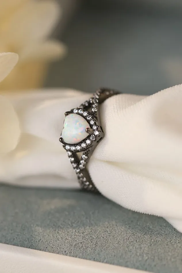 Opal Heart Black GoldPlated Ring Trendsi Rings