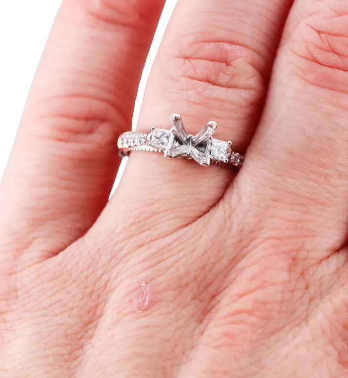 Verragio Verragio Gold Engagement Ring Setting Rings