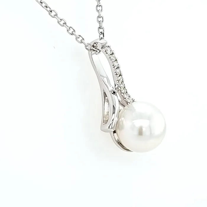 14k White Gold Diamond South Sea Pearl Pendant I8178 LIV Necklaces