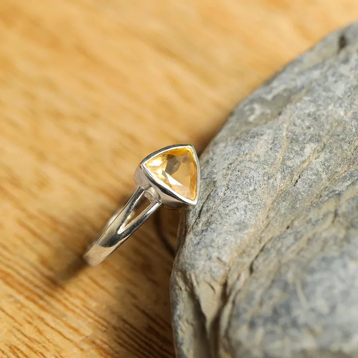 8 MM Natural Trillion Shape Citrine 925 Sterling Silver Cocktail Ring YoTreasure Rings