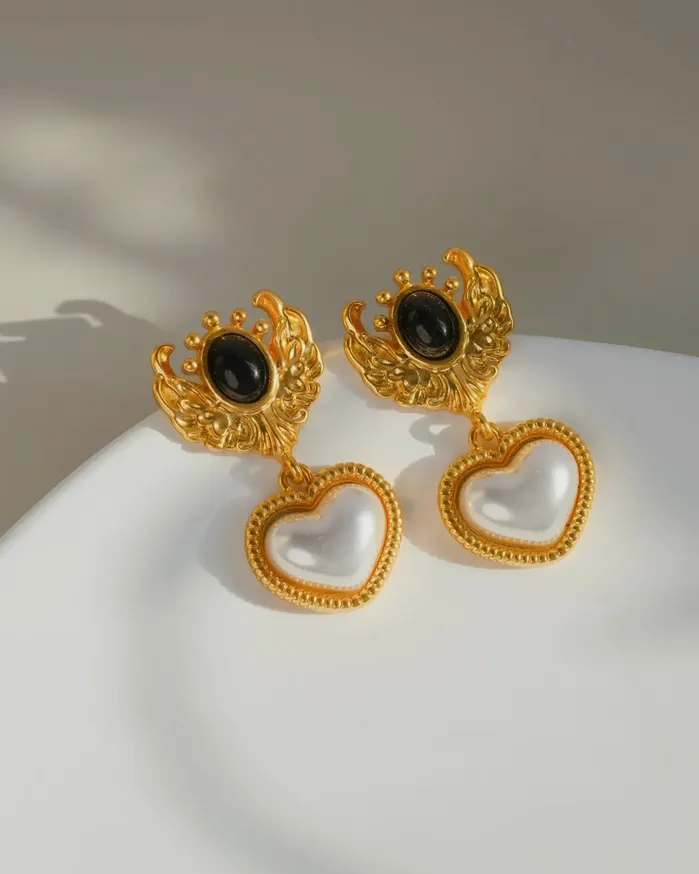 Earrings Sociedad 18K Gold Parisian Pearl Earrings