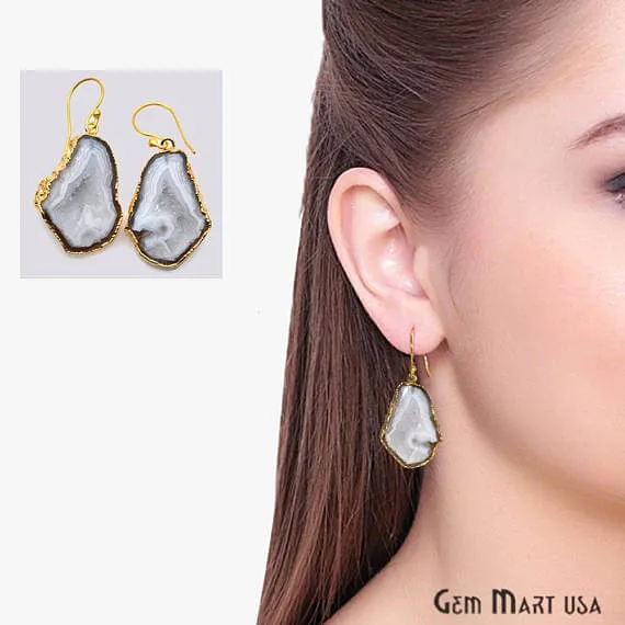 GemMartUSA Earrings White Geode Druzy Organic Shape 22x34mm Gold Electroplated Gemstone Dangle Hook Earring GemMartUSA Earrings White Geode Druzy Organic Shape 22x34mm Gold Electroplated Gemstone Dangle Hook Earring