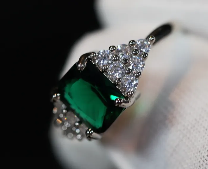 Green Diamond Ring Green Diamond Engagement Ring Lab Diamonds London Rings