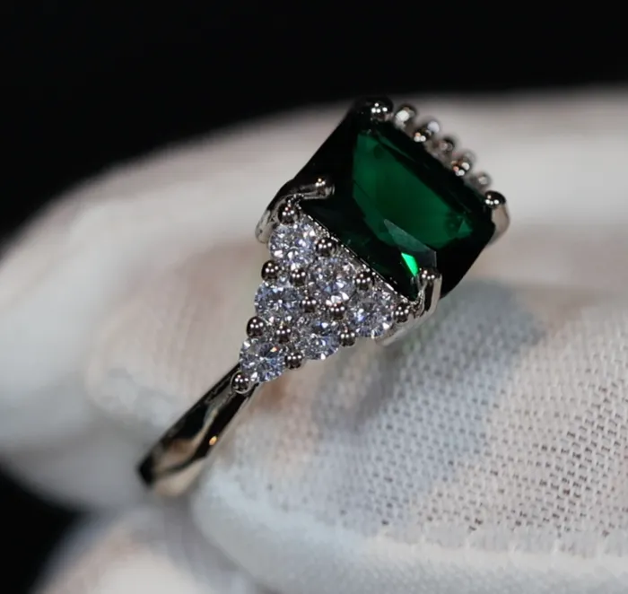 Green Diamond Ring Green Diamond Engagement Ring Lab Diamonds London Rings