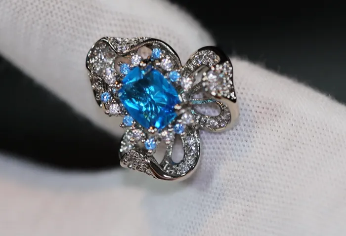 Lab Diamonds London Rings Blue Diamond Ring Blue Oval Diamond Flower Ring Diamond Flower Ring