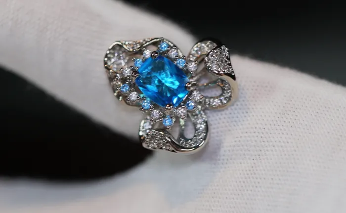 Lab Diamonds London Rings Blue Diamond Ring Blue Oval Diamond Flower Ring Diamond Flower Ring