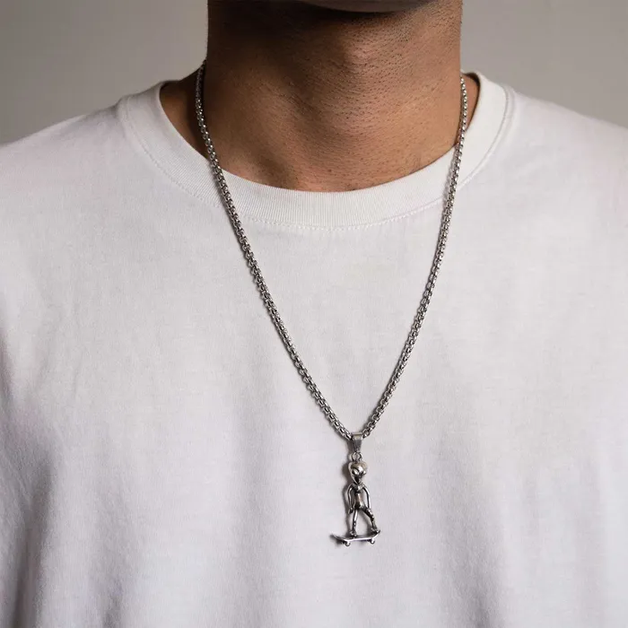 Necklaces Alien Sk8r Pendant Chain Personal Fears