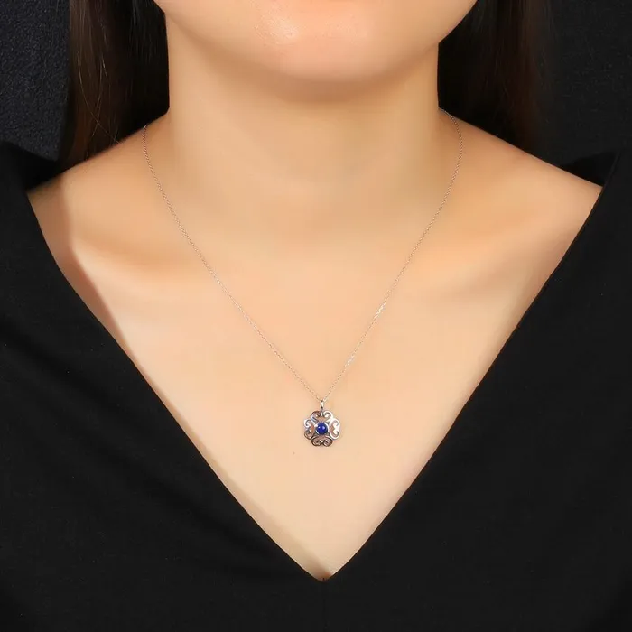 Necklaces Personalized Jewel Fashion 925 Sterling Silver Floral Pattern Necklace with Blue Cubic Zirconia Pendant Vintage jewelry for Women