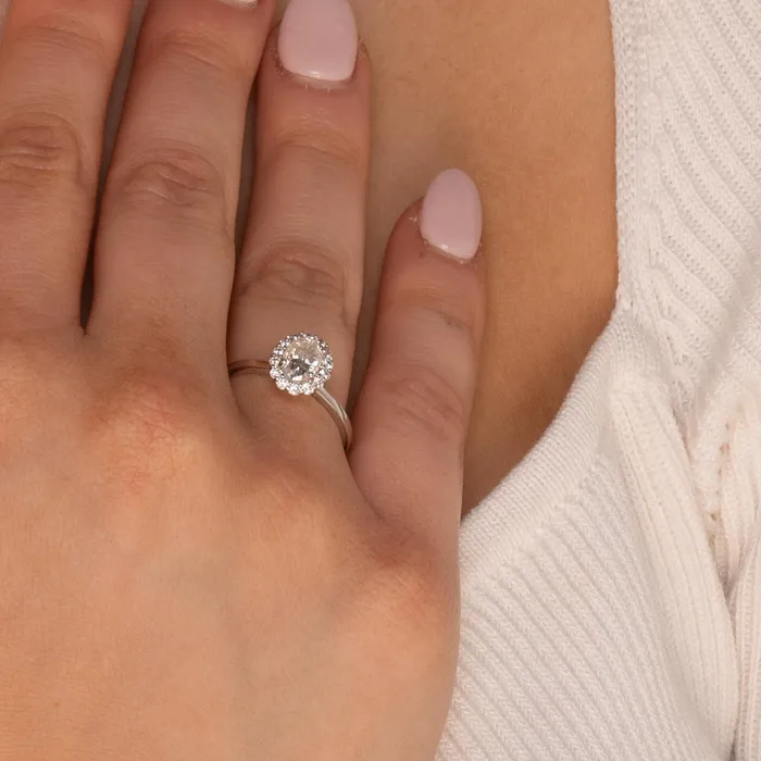 Rings Camile Stone 10 ct Oval Moissanite Diamond Ring