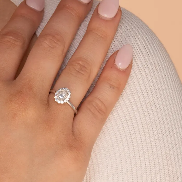 Rings Camile Stone 10 ct Oval Moissanite Diamond Ring