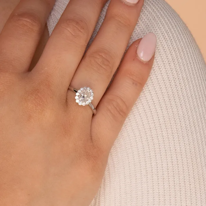 Rings Camile Stone 10 ct Oval Moissanite Diamond Ring