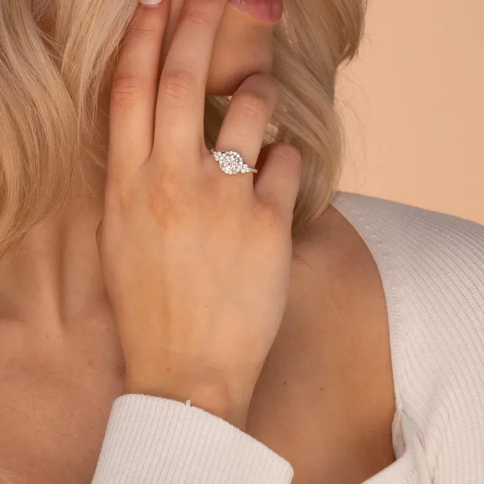 Rings Camile Stone 10 ct The Audrey Moissanite Diamond Ring