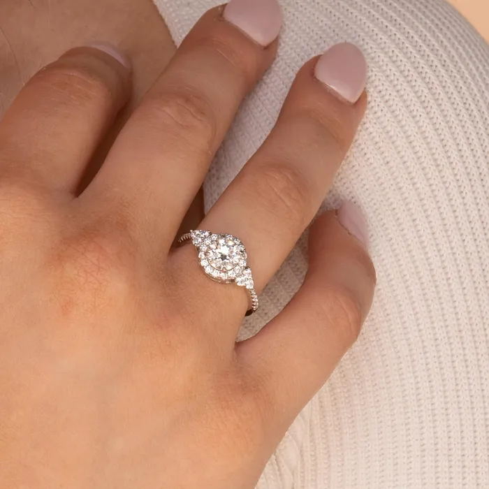 Rings Camile Stone 10 ct The Audrey Moissanite Diamond Ring
