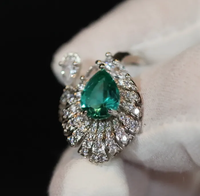 Rings Lab Diamonds London Green Diamond Engagement Ring Peacock Diamond Ring Green diamond feather ring