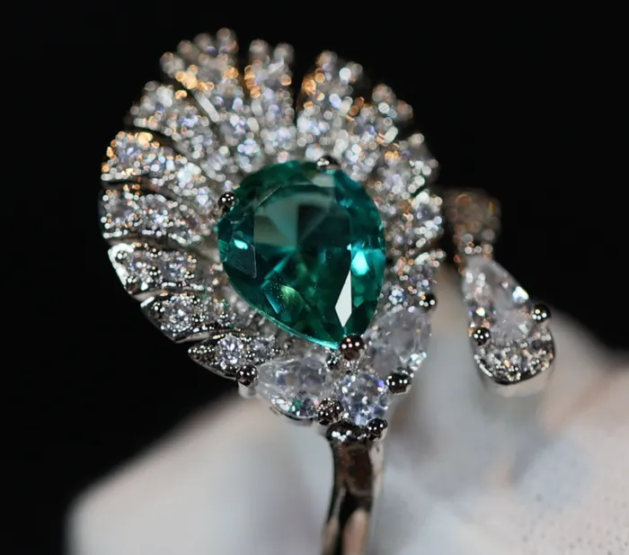 Rings Lab Diamonds London Green Diamond Engagement Ring Peacock Diamond Ring Green diamond feather ring