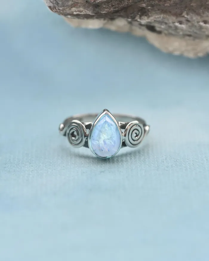 Rings YoTreasure Rainbow Moonstone Solid 925 Sterling Silver Gemstone Ring Jewelry Rings YoTreasure Rainbow Moonstone Solid 925 Sterling Silver Gemstone Ring Jewelry