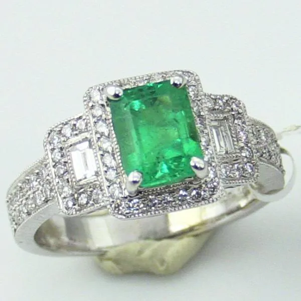 STA Rings 18KW Gold Emerald Diamond Ring Size 675 this is New Item R0628D STA Rings 18KW Gold Emerald Diamond Ring Size 675 this is New Item R0628D