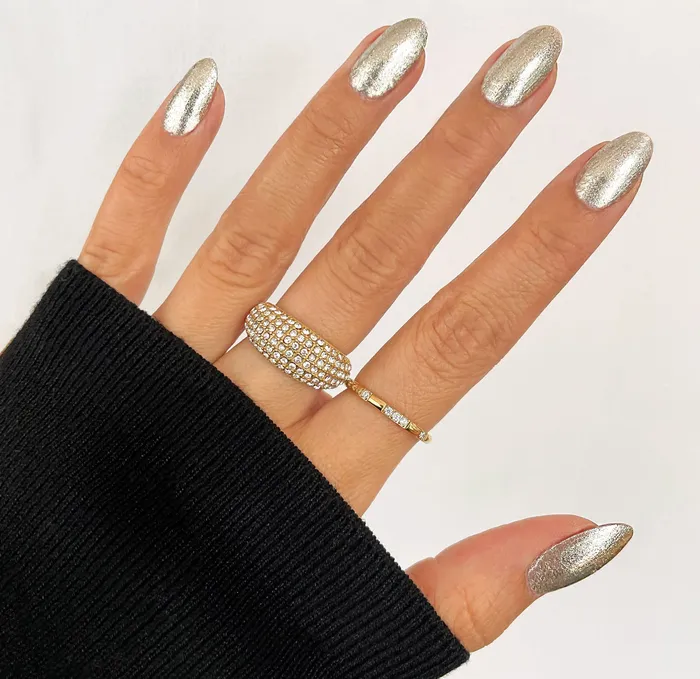 VEDA DAINTY GOLD CZ DIAMOND STACKABLE RING SAMPLE Mai Dsire Rings