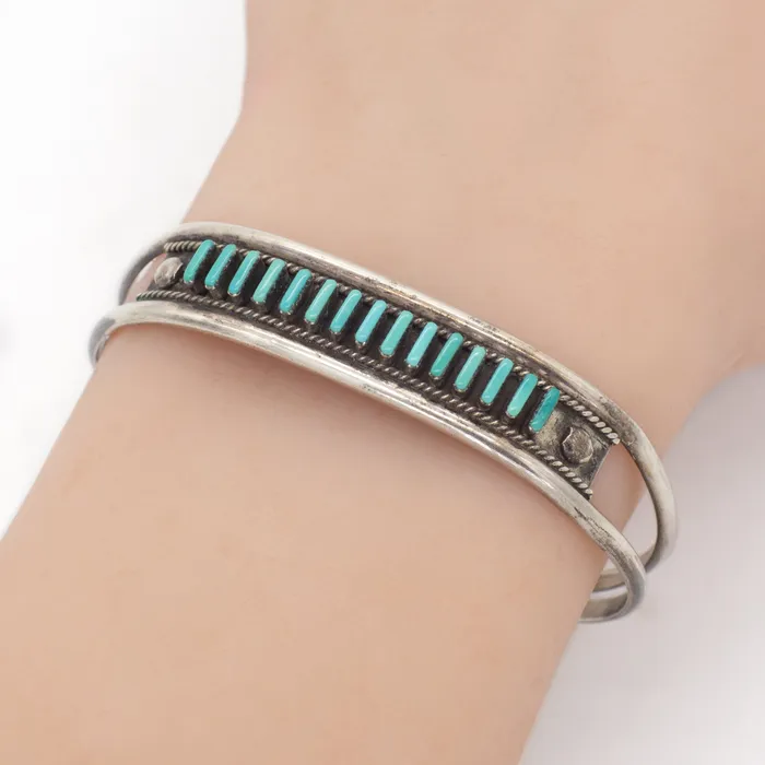 Bracelets Crown Jewels Coin Navajo Handmade Sterling Silver Turquoise Cuff Bracelet Hallmark Unknown