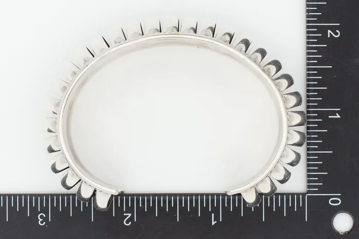 Bracelets Crown Jewels Coin Pricilla Apache Navajo Handmade Sterling Silver Cuff Bracelet