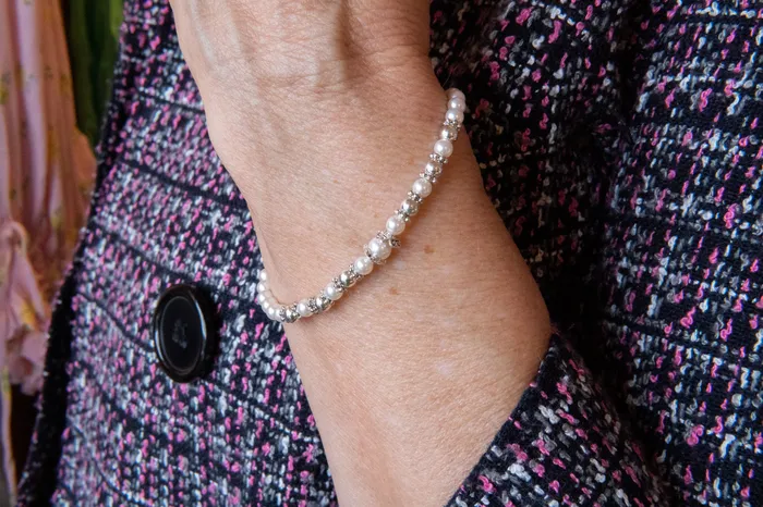 Carolily Finery Elowen Stretch Bracelet Bracelets Carolily Finery Elowen Stretch Bracelet Bracelets