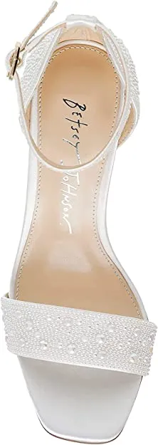 Dani Heeled Sandal Pearl Betsy Johnson Earrings