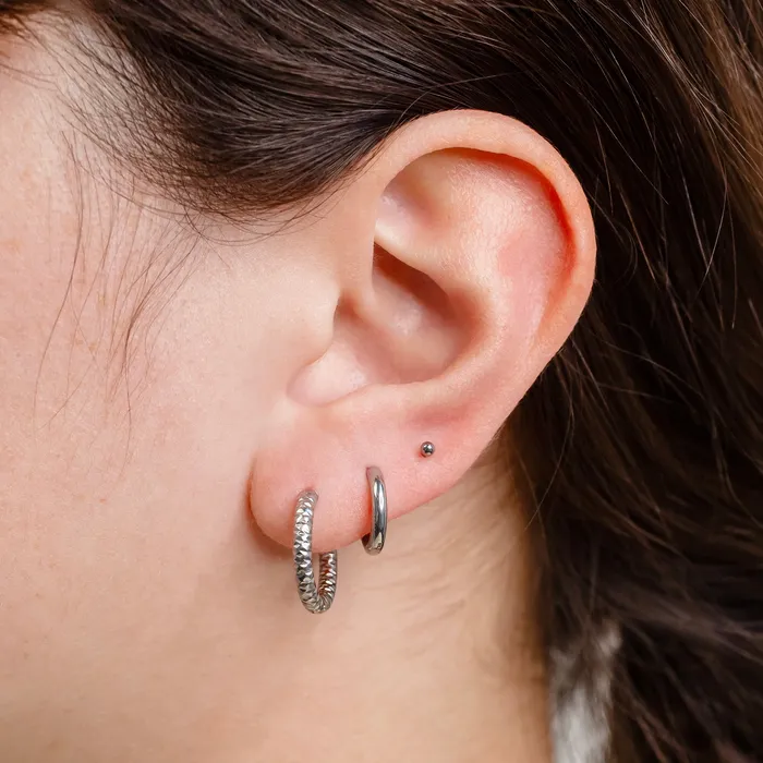 Earrings Grayling Syla Diamond Cut Locking Sleeper Huggie Earrings Pair