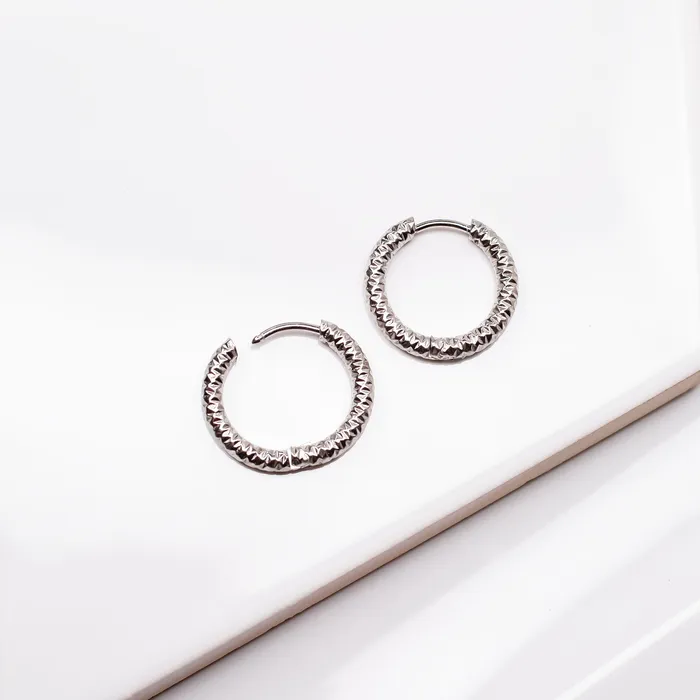 Earrings Grayling Syla Diamond Cut Locking Sleeper Huggie Earrings Pair