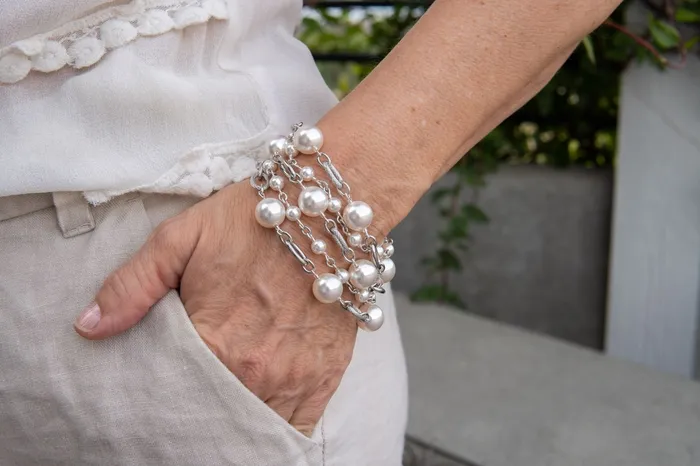 Elizabeth Bracelet Carolily Finery Bracelets
