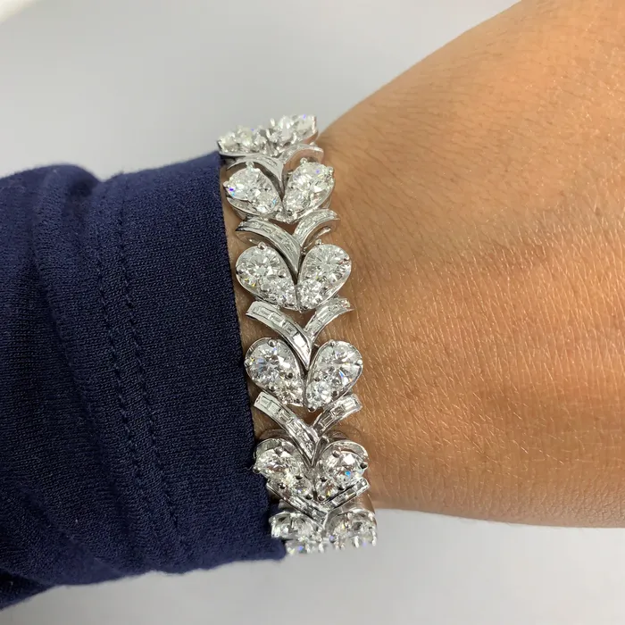 Grapevine Diamond Bracelet 1681 ct Diamonds in White Gold Beauvince Bracelets