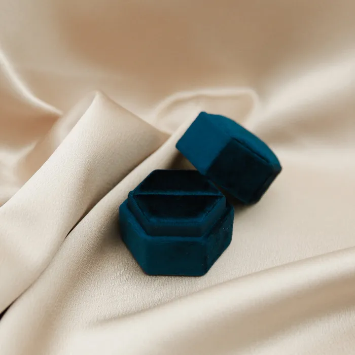 Hexagon Velvet Ring Box Ali Rings