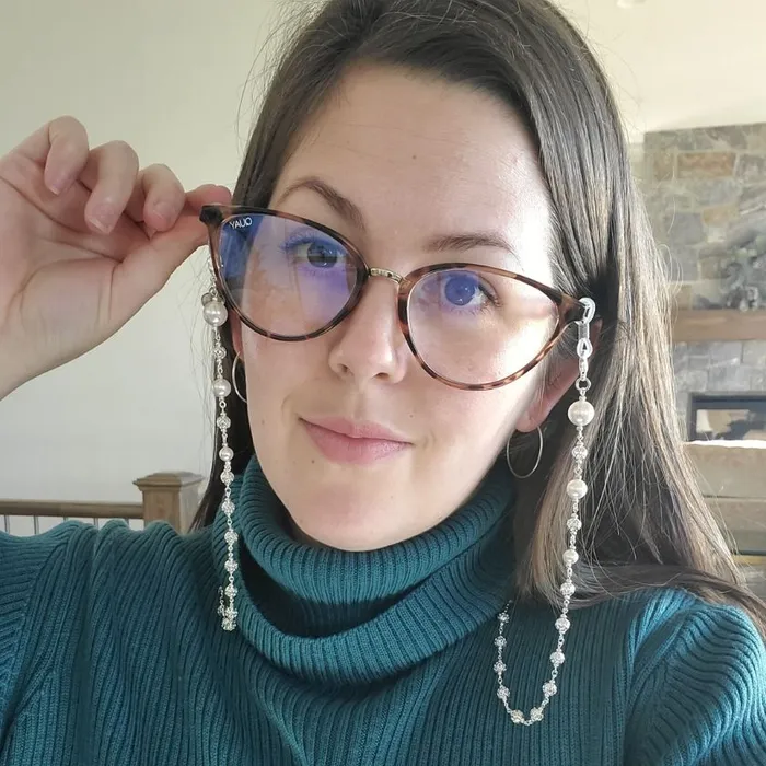 Necklaces Carolily Finery Pearl Eyeglass Chain