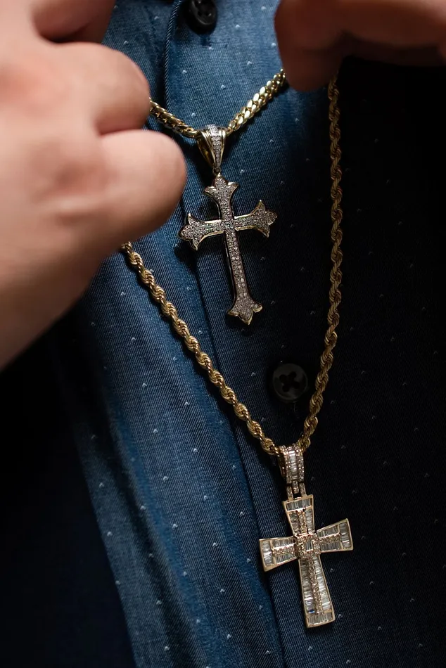 Necklaces Crown Jewels Coin 063 ctw Diamond Cross Pendant