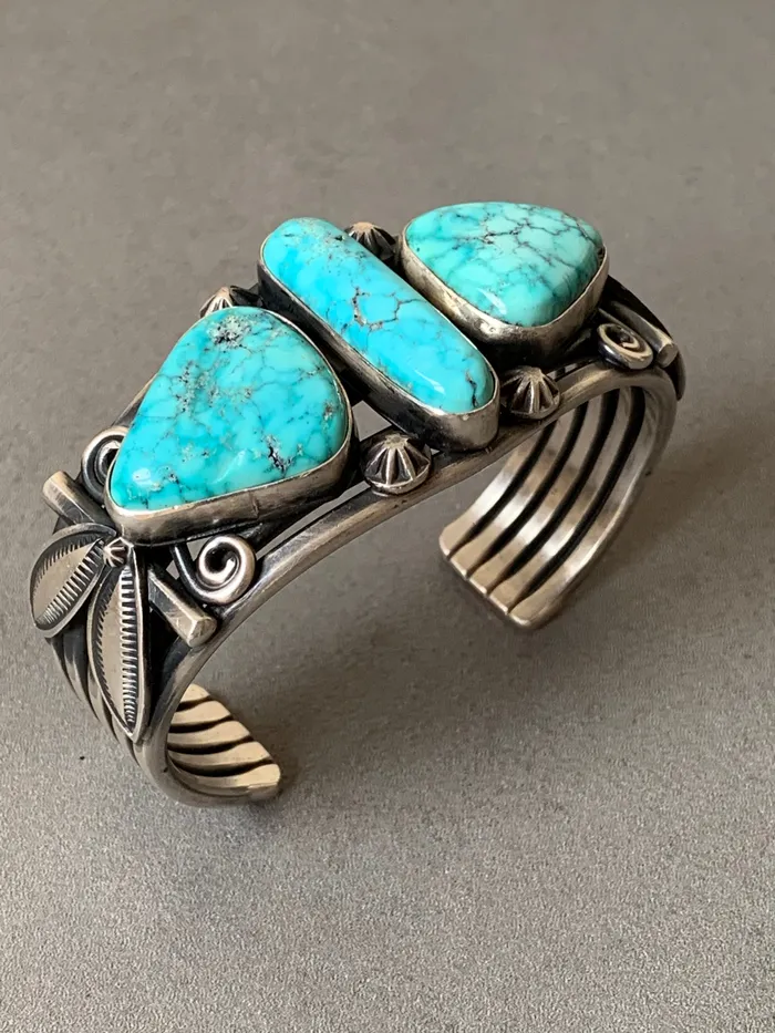 Necklaces Gary Reeves Gary Reeves Navajo Natural Turquoise Sterling Silver Cuff Necklaces Gary Reeves Gary Reeves Navajo Natural Turquoise Sterling Silver Cuff