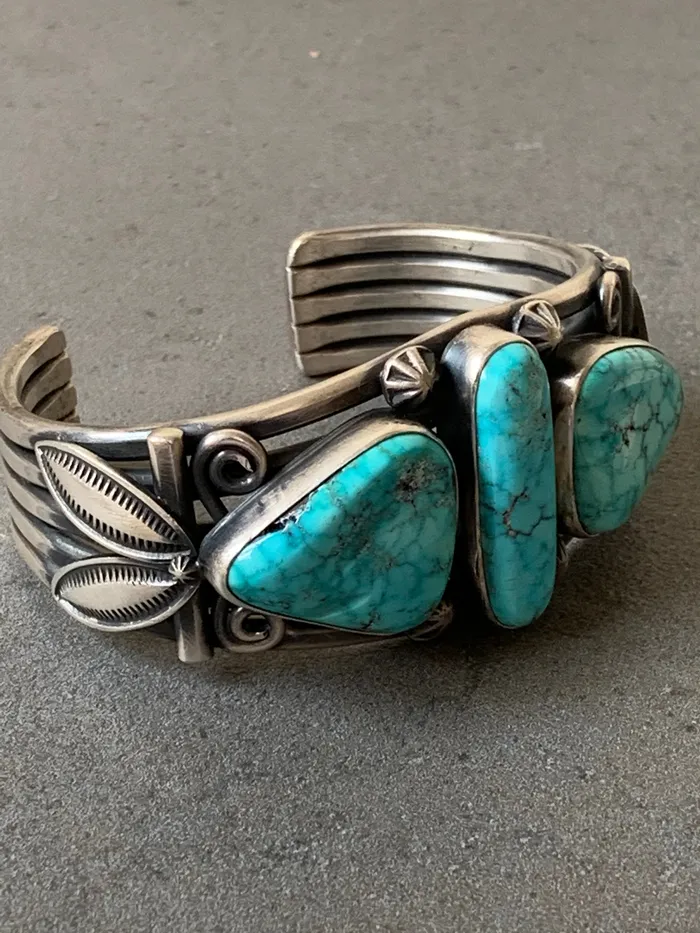 Necklaces Gary Reeves Gary Reeves Navajo Natural Turquoise Sterling Silver Cuff