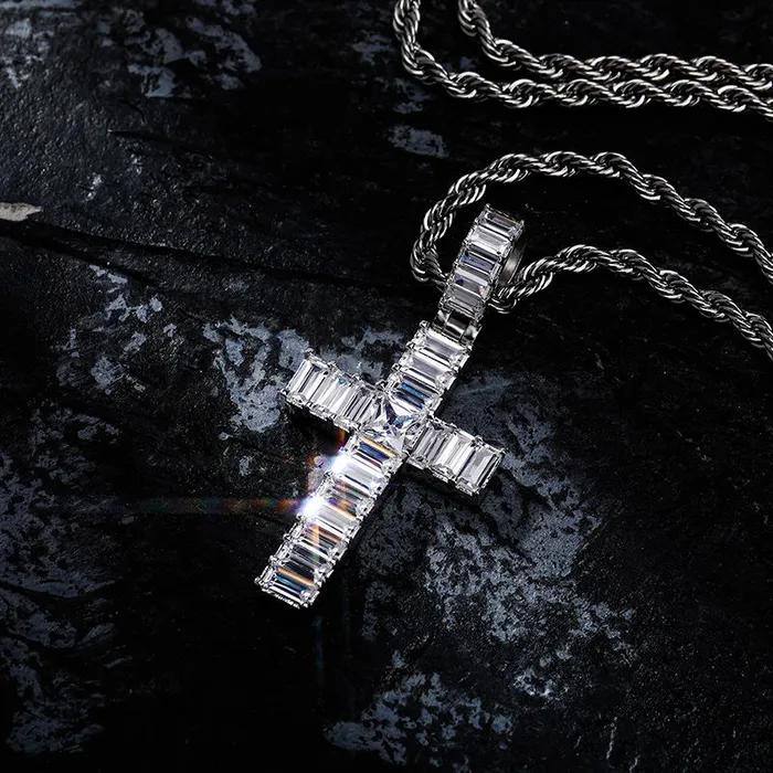 Necklaces Glitters Iced Out Baguette Cut Cross Pendant Silver