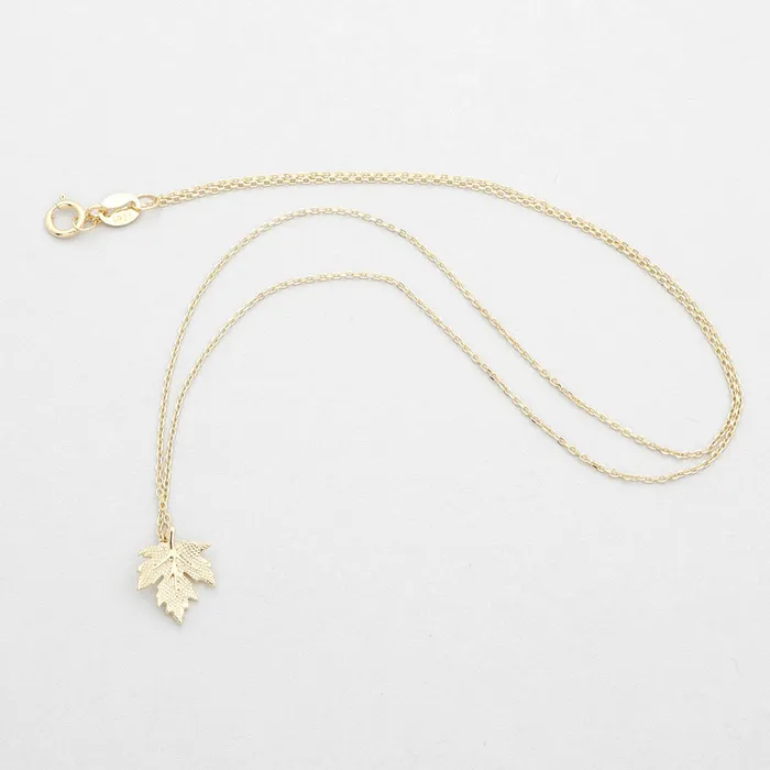 Necklaces Glitters Sterling Silver Maple Leaf Necklace