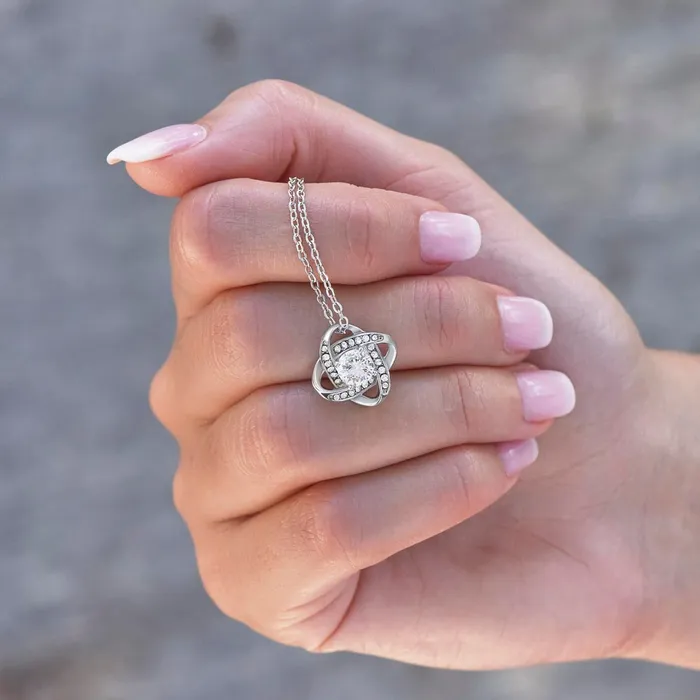 Necklaces ShineOn Fulfillment Maid of Honour Proposal Wedding Party Necklace Gift From Bride I Need You There When I Marry Him Elegant White and Gold Wedding Theme