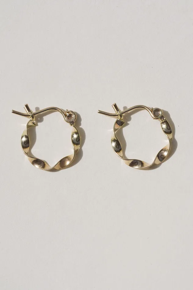 PreStyled Sets Twisted Gold Hoops Earthen Jewelry